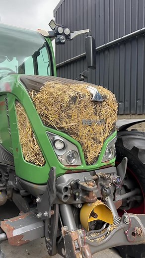 The new Flexxaire revesible fan solves the problom of diry, blocked up radators 💨😎 #fyp #tractor #fan