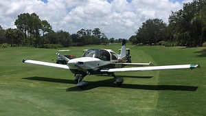Plane makes emergency landing on Naples Grande golf course