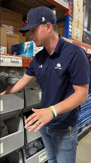 🔧 Fix Your Pool Cleaner FAST! Tanner Shows Zodiac MX8/MX6 Direction Control A + B 💦 #shorts