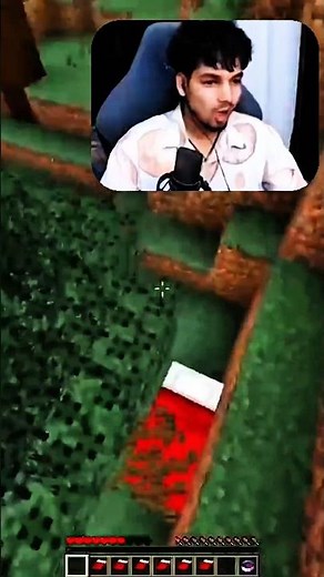 NIZ GAMER 1 VS 9 MANHUNT 😱🔥 | Can He Survive?! 🏃‍♂️💀 #nizgamer #shorts