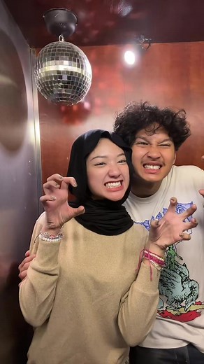 Creative Photo Booth Ideas for Couples