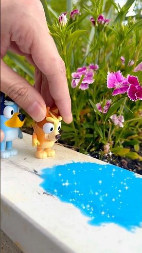 BINGO Jumps in a Blue Puddle! 💦 Bluey Toys Pretend Play