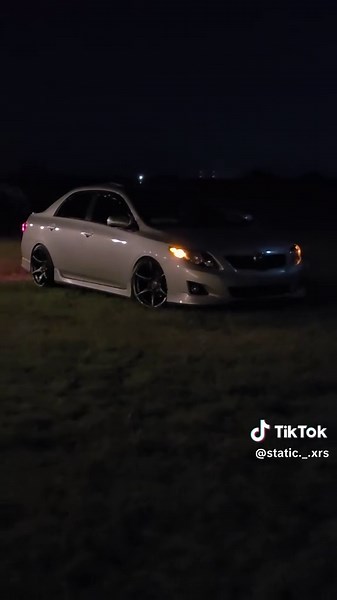 Explore the Toyota Corolla XRS: Features and Specs