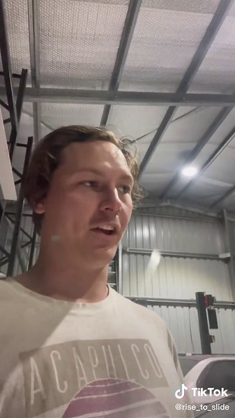 Restoring My R32 Skyline JDM Project Car - Rusty but Cool