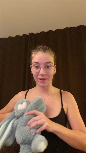 Elsie🫣 (@yeaitselsiee)’s videos with original sound - Lyrics 4 U