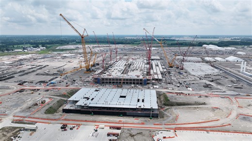 'On life support': 3 years after groundbreaking, Intel's Ohio factories still unfinished