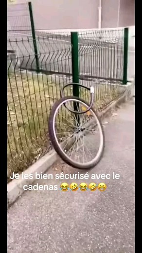 France Réf 🇫🇷 on Instagram: "Je l'ai bien sécurisé avec le cadenas #ref"