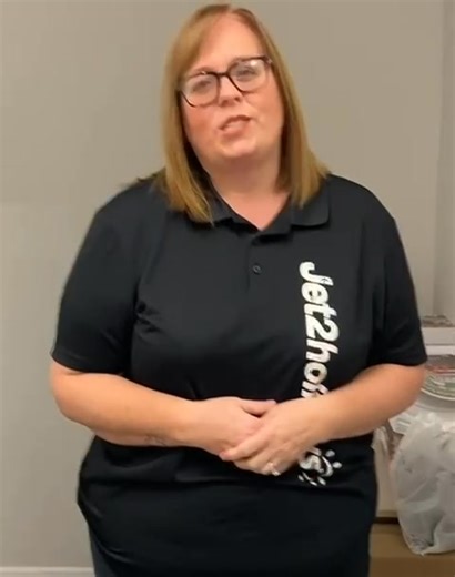 🚨JOIN US! JET2 HOLIDAYS IN STORE TOMORROW! 🚨 🤩 SAVE UP TO £400! THIS FRIDAY! 🏖️ Meet Aileen Rutherford, Business Development Manager for Jet2Holidays who will be instore this Friday 06 January 2025! Yes! That's tomorrow! Take advantage of: 👨‍👩‍👧‍👦 1,000s of FREE child places – including school holidays! 🧑‍🤝‍🧑 Couples Save £200 on all holidays! 🍽️ 25% off Seats and Meals 🗺️ New routes & destinations! ☀️ Summer 2027 now on sale! 💷 JUST A £60pp deposit for Summer 2026 holidays! 🤩 Man