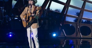 Louisiana's John Foster sings original song on 'Idol' for wreck victim Maggie Dunn; watch it here