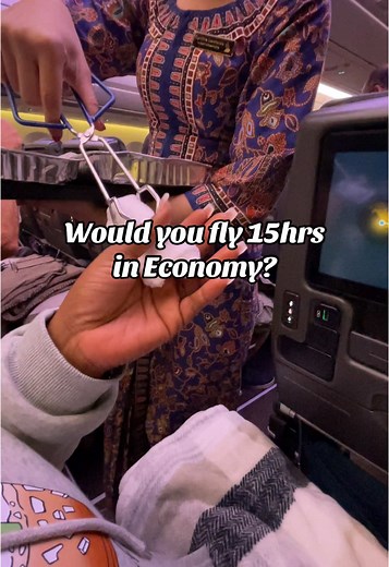 Flying 15 Hours in Economy Class with Singapore Airlines