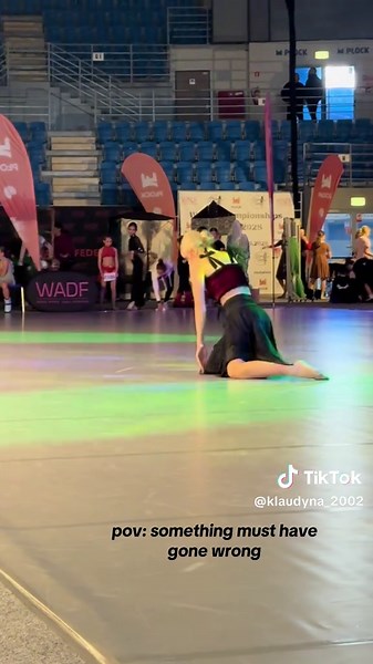 Show Dance Fails: When Things Go Wrong on Stage