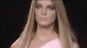 Versace: Fall 2006 Ready-to-Wear