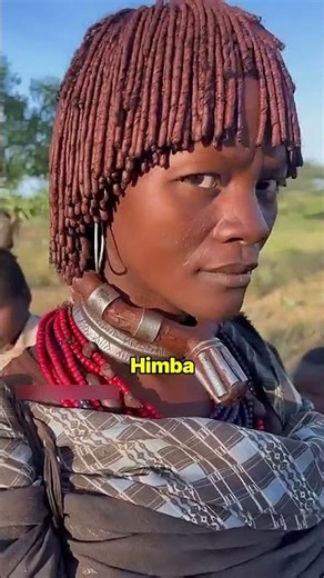 Pourquoi les femmes Himba se couvrent de pâte rouge