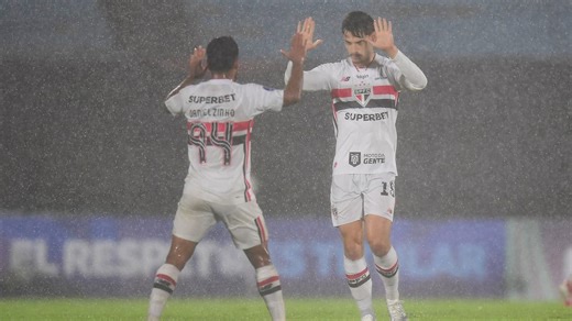 Golaço de Bobadilla em Boston River x São Paulo viraliza: 'Não volta da Copa'