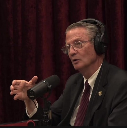 Representative Burchett explains oil. #JRE #TimBurchet #joerogan #oil | oil