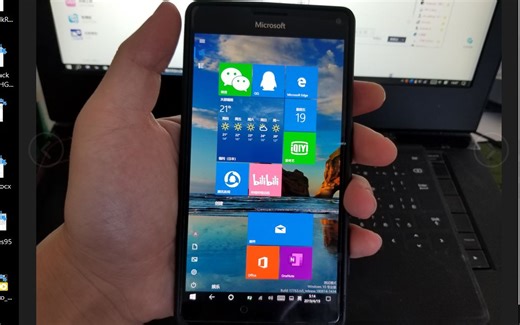 4年前的洋垃圾手机竟能刷入完整版WIN10系统！？