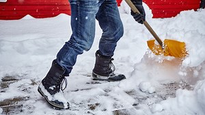 8 Expert Tips for Staying Safe in a Blizzard