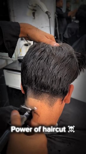 Rashid Ali on Instagram: "#hairstylist #instagram #haircut #officialrashid_ #hair #transformation #hairtransformation #video #trendingreels #instagood"