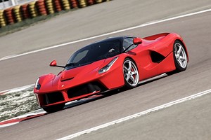 Ferrari LaFerrari First Test - Motor Trend