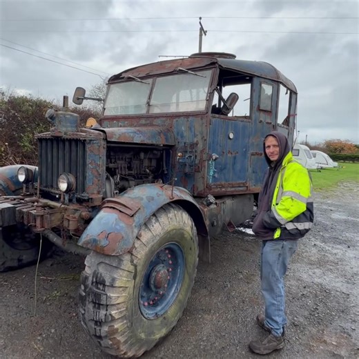 Saving a WWII Tank Transporter & Scout Car.part 1