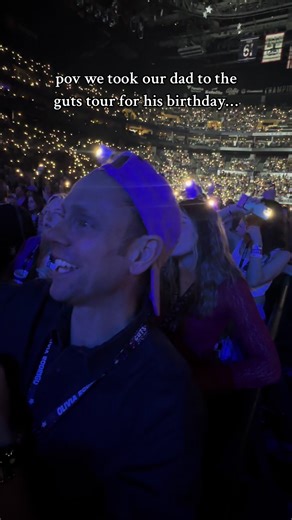 his favorite song is causal #gutsworldtour #chappellroan #theriseandfallofamidwestprincess #oliviarodrigo @zach (Taylor’s Version) @chappell roan @Olivia Rodrigo