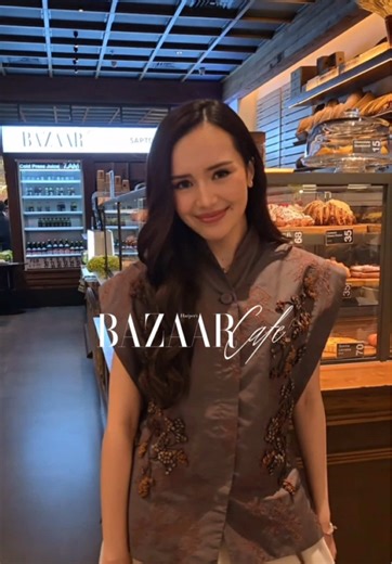 Dengan anggun @Cut Beby Tshabina hadir dalam acara opening ceremony BAZAAR Cafe by 7.AM Bakers X @SAPTO DJOJOKARTIKO . Siapkan penampilan terbaik Anda juga untuk datang menikmati menu special kolaborasi ini. #BAZAARCafe #BAZAARCafeby7AMbakersxSaptoDjojokartiko #BAZAARLifestyle #bebytsabina #bazaarindonesia