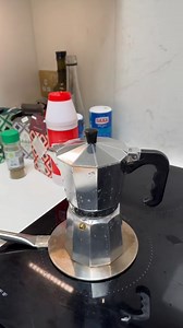 Did you know how to use a moka coffee maker? #coffee #moka #mokapot #howto | The Italian Foody