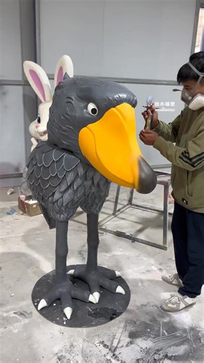 拙木雕塑(zmsculpture) on Instagram: "The super cool toucan indoor sculpture is just amazing! It was created using a large-scale 3D printing sculpture machine, and the hand-painted details with oil paint make it look incredibly lifelike and artistic. A perfect indoor art decoration piece with a modern vibe! #ChineseSculptureFactory #IndoorSculpture #FiberglassSculpture #FiberglassSculptureFactory #3DPrintingSculpture #ArtDecor #InteriorDesign #ToucanArt #ModernSculpture"
