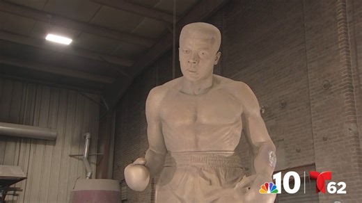 Philadelphia sculptor unveils Muhammad Ali bronze statue