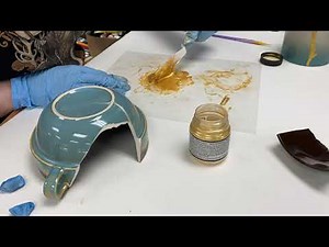 Repairing Ceramics with Kintsugi