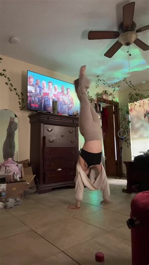 Mastering Handstands: Tips for Beginners