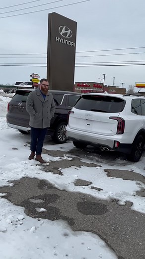 Hyundai Palisade vs Kia Telluride Comparison