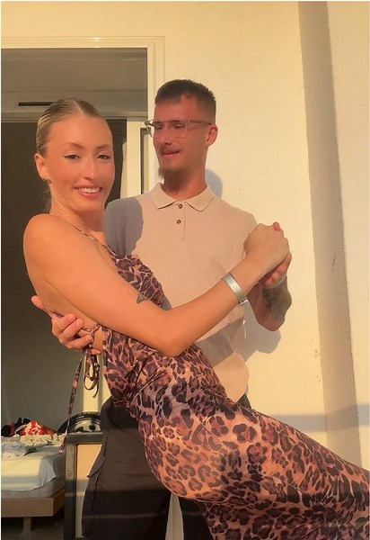 A quick week away from renovations was just what the doctor ordered! Already missing it but excited to be getting back to it! • • #holliday #outfit #summernights #fyp