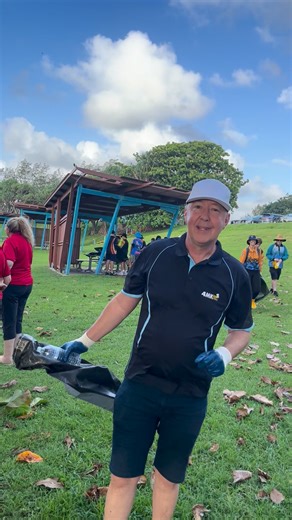 Clean Up Australia Day is underway at Mackay Harbour. Big shout to the volunteers. | 4MK Mackay