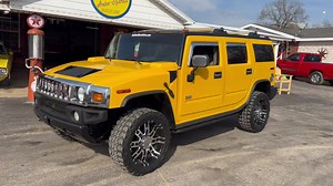 For sale 22,750 2004 HUMMER H2 AWD 6.0L AUTO, GORGEOUS BRIGHT YELLOW LOADED SUN ROOF 5 TVs 22” WHEELS AND TIRES VIN: 5GRGN23U94H111873 4 DOOR WAGON/SPORT UTILITY, 6.0L V8 4 speed OD AUTO GASOLINE ALL WHEEL DRIVE Horsepower 316 hp Engine 6.0 L V8 0-60 mph 8.4 seconds Towing capacity 6,700 lbs Dimensions 190L x 81W x 79H Transmission 4-speed automatic Driveline Four-wheel drive Curb weight 6,400lbs 22” Hercules Black and billet wheels 22” Gladiator Comp M/T All Terrain Radial tires This 2004 H2 Hu