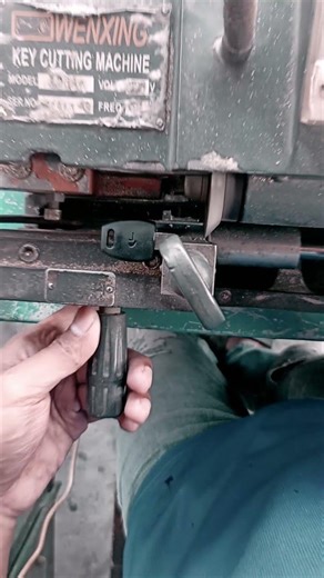 Instant Key Duplication