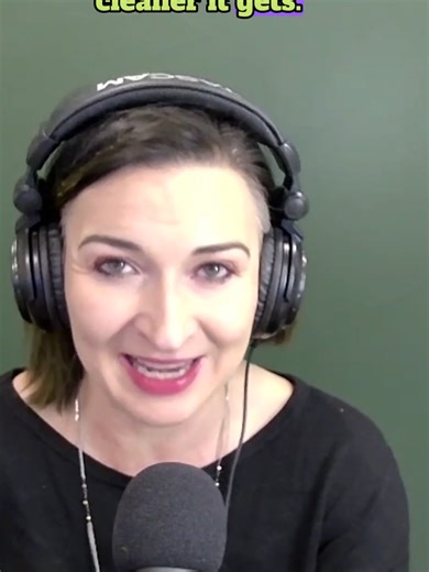 This week on the aerial alchemist, I talked about how to up your aerial game. if you've been looking for ways to do that, this episode is for you. What else do you want to hear about?? #theaerialalchemist #podcast #listen