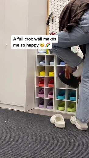 Scrunchies @crocs = team spirit ❤️ #crocsandsocks #smallbusiness #businessoutfit