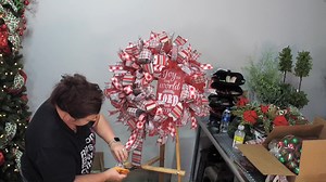 Have you used Deco Mesh? Do you love it or hate it?? In this video, learn to make a deco mesh Joy to the World wreath for your Christmas Door. Text the word LIVE to 803-805-7838 | Southern Charm Wreaths