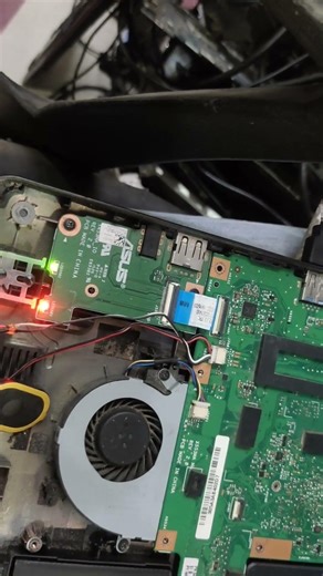 laptop low price new speaker assembly #fixing $shorts #repairshorts #fixingsolutions #repairtutorial