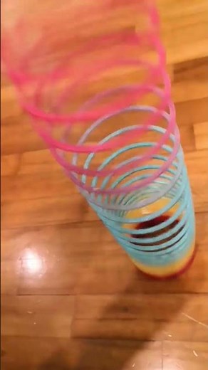Slinky the Original Walking Spring Toy, Plastic Rainbow Giant Slinky