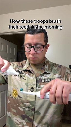 How troops brush their teeth in the morning — funny military routine