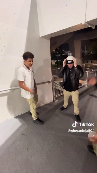 EPIC FORTNITE DANCE BATTLE!!! 😱😱😱 #fyp #viral #fortnite #dancebattle #fortnitedancebattle