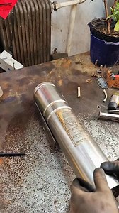 How to Repair and Maintain Your Submersible Pump Like a Pro With this step-by-step repair guide, you'll learn how to restore your deepwater pump to like-new condition. Whether it's routine maintenance or troubleshooting common problems, this video will help you keep your equipment running efficiently. #Submersible PumpRepair #Deepwa terPumpMaintenance #PumpEquip ment #FactoryDirectSales #Profess ional Maintenance Tips | 贾腾飞
