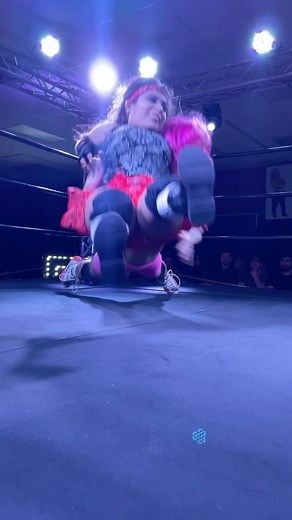Pinky Shortcake vs Lil’ Chola at The Microtorium of Pigeon Forge, TN #pigeonforge | Micro Wrestling Federation