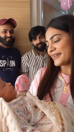 Did Payal Malik reveal her baby's face? #shorts #viral #trending #love #youtubeshorts