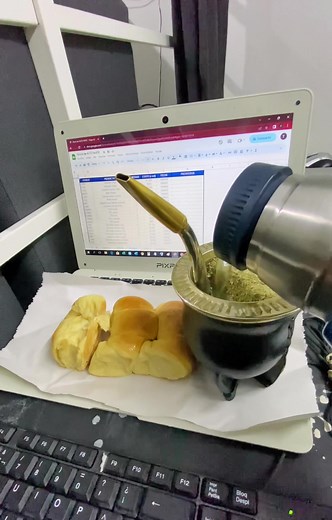 Nada mejor para arrancar el finde..🤩🙌🏽 #Mate #mateando #Canarias #Matear #Yerbamate #MateUruguayo #fyp #MateCamionero #Camionero #Alpaca