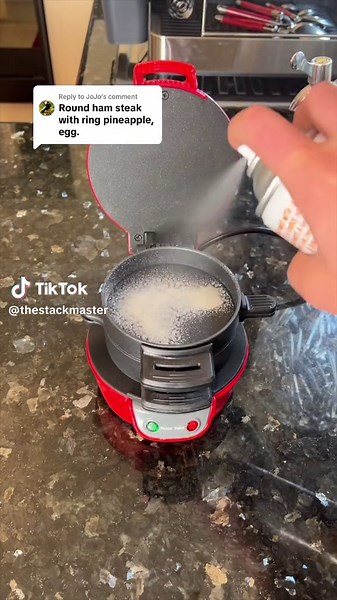 Replying to @JoJo Use any ingredient you like with the StackMaster! 🧑‍🍳🍔