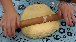 23K views · 237 reactions | Egy szuper krumplis pogácsa, ami még harmadnap is puha marad, feltéve ha marad belőle!  Részletes recept kommentben! | Konyhatündérek - Receptek a mindennapokra | Facebook