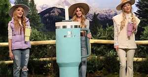 'SNL' Mocks Stanley Craze With 'Big Dumb Cup' Sketch